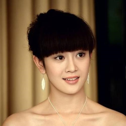 张檬交往过哪些男友混乱情史滥交照片 抹黑刘雨欣翻白眼照片真相