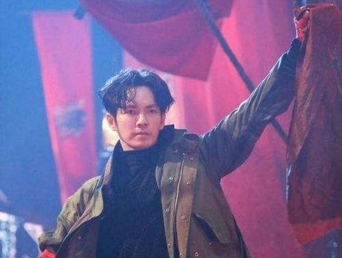 �Ӻ���Ϊʲô����������ˮƽ��ô��רҵ�� �Ӻ����ڽ����ĵ�λ