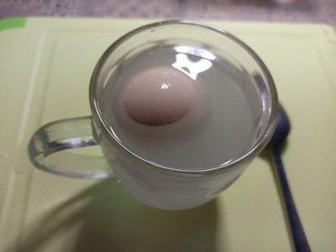 鸡蛋在盐水中浮起来的原理 是阿基米德原理
