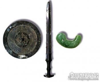 �ձ�����������飺����ƽ����˳������񡢰��뾵��ʵ��Ƭ