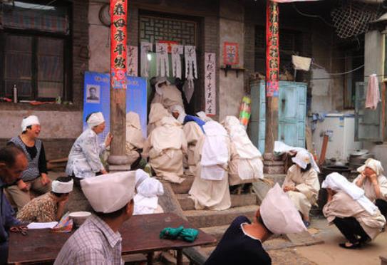 老人去世后的禁忌头七 头七内万不可大声哭泣