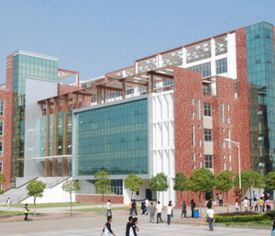 �����Ƽ�ְҵѧԺ�ǹ�������˽�� �ۺ��������ͨ�ߵ�ԺУ