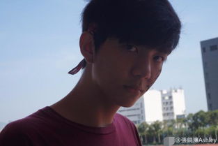 张浩锋多大了 三个星妈两个星爸是怎么回事