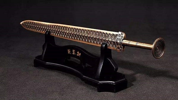 越王剑在哪个博物馆 此剑真的削铁如泥吗