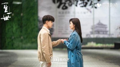 ������ʺ�һ��һ��ʲô��ϵ ���Ǹ���ī���Ǳ�С˵�ı����