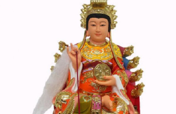 ����������ظ��Ĺ�ϵ ��������͵ز���˭��