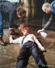 ������ϲ��˭ ���ղ�û��д��ϲ������˭