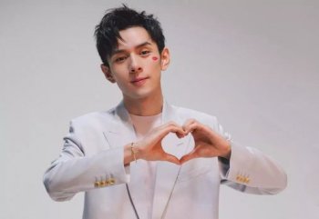 �������Ǻ컨����� ���ȵĴ��к����Ǻ컨���