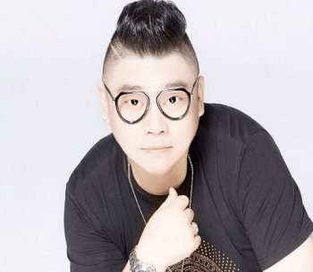 王鹤宇怎么了 公开怒怼观众和师兄弟而受到处罚