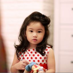 ֣ϣ����˭��Ů�� ֣ϣ����֣�����Ů����