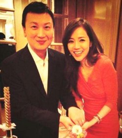 侯佩岑为什么嫁给黄伯俊 侯佩岑由于综艺节目认识周杰伦