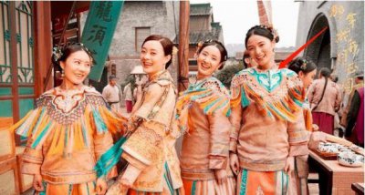 海哈金喜在那年花开月正圆扮演谁 饰演丫鬟夏莲一角