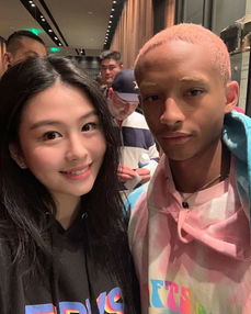 沈月是谁的女儿 知名演员邱淑贞