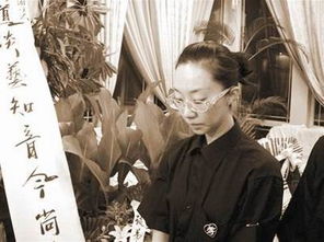 ���ȥ���������� ������ں͹��¸ٹ�ϵ