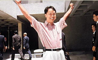 成龙怎么评价岳松 动作电影圈实力非常强