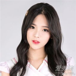 杨超越身高体重是多少 实际身高是166.5厘米