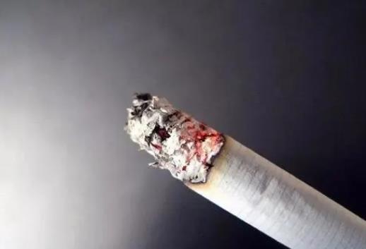烟头中心温度可达多少度 抽完烟丢弃后仍然高达830℃左右