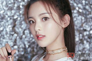 杨超越为什么火 她是她们村的村花