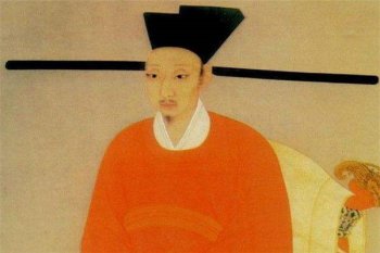 ������һ����ʵ���γ� �γ��Ļʵ۶�������