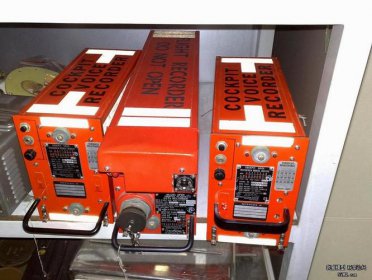 �ɻ���ϻ���м��� Ϊ�β���ͬ������