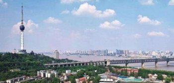 ������ĸ�ʡ�ĳ��� λ�ں���ʡ������