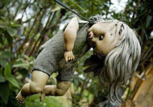 娃娃岛为什么有娃娃呢 娃娃岛的娃娃可以拿吗