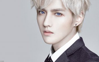 蒋瑶佳为什么是光头 是一个名副其实的女孩子