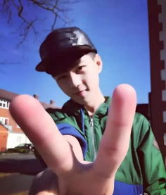 阿贝学院杨桐在几班 这么厉害考上英国的学院