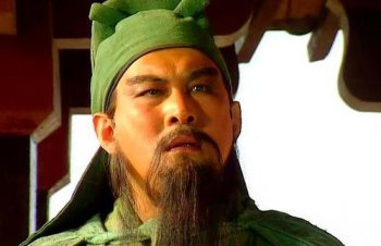 逍遥侯为什么会变成蛇 练就了可以改变身体形态的武功