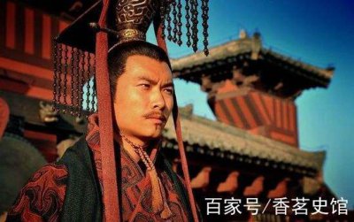 �ܲ��м������� һ����Ů�ڶ���25������