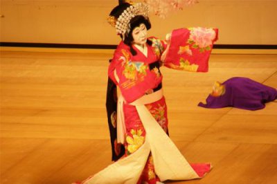日本歌舞伎等于豪门吗 传承人之一藤间斋是日本的皇室