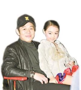 李苔蜜多大了 出生后都加入了美国国籍