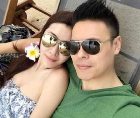 ��������ǰ���к����� 2012��ͬһ����Ami��Ů�ӽ����