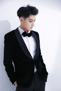 黄子韬多高 黄子韬身高185cm