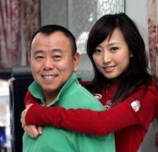 潘长江女儿有几个孩子 有一个孩子,女儿