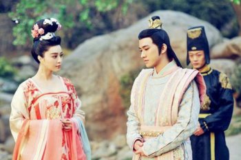 ���κ�������˯���� ������ĵ�һ��������������