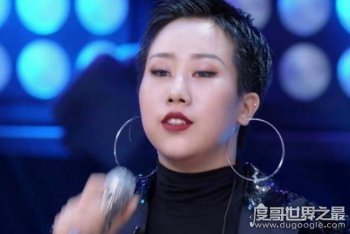 上官喜爱原名叫什么 才22岁的年龄长得也太早熟了