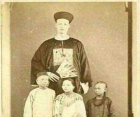 ����Զ������� ��λ�����Ƿ���Ĵ��ڹ�