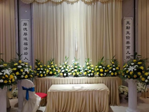 守灵可以玩手机吗 子女在为长辈守灵需要注意什么