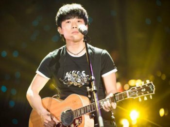 �������Ǹ�����һ�� �μ������Ǹ��ֵĵ�����