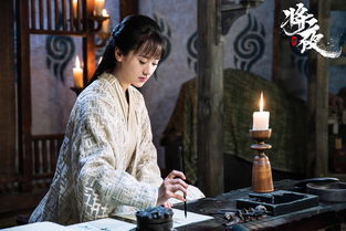 ��ҹ������˭ ���Īɽɽ������Ҷ���㡢����½����