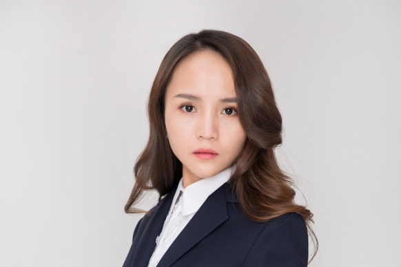 神首集团黄寿仙个人简历 可是说比较有钱