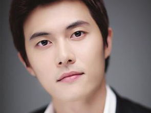 ����Ӣ����Ϊʲô���� æ����Ϸ���������ø���䵭