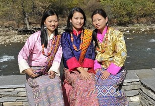 不丹一妻多夫 原汁原味的传统保留至