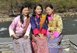 不丹一妻多夫 原汁原味的传统保留至今实属罕见