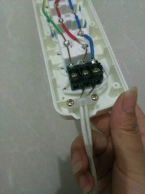 l�������߻������� ���߱�־����ĸΪN.������ĸΪE