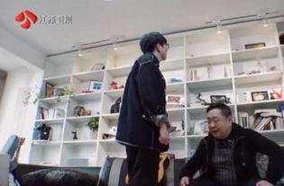 ë����Ϊʲô���Ḹĸ ��֪��¶�ھ�ͷǰ������