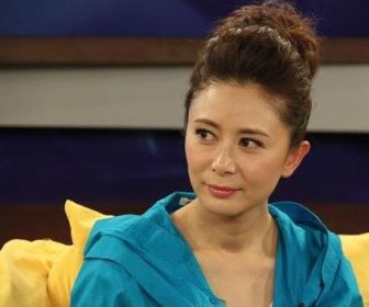 Ů��Ա�ź��ɷ�����ͦ ��ͦ��ʵ��ϱ���ǽ�Ҷ������