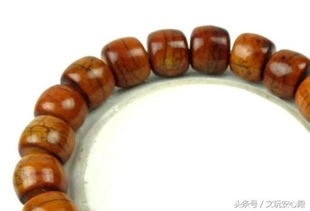 牦牛角手串怎么盘玩 古人盘玉讲究的是什么
