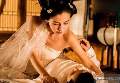 ��馻��3000��Ů������ �������������ص�